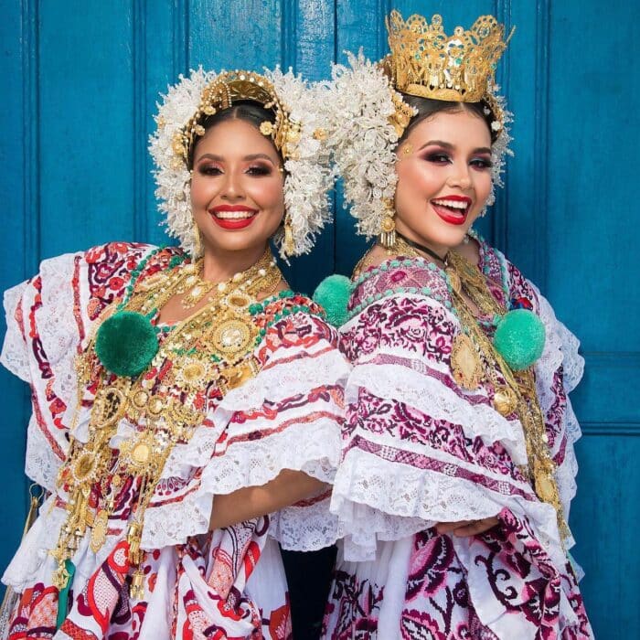 The Day of the Pollera Celebrates the Dress of the Panamanian Woman -  Libelulas Pedasi